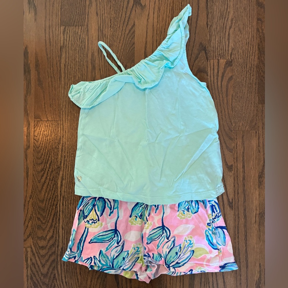 Lilly Pulitzer Outfit